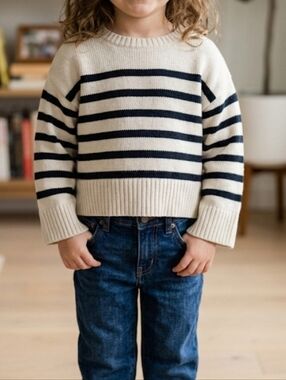 GAP Black and Cream Striped Women's Sweater